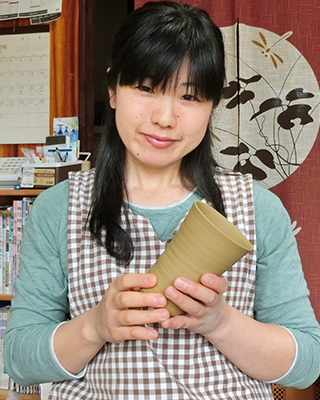 清水　康江